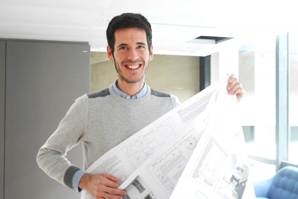 Paul a recu ses trois planches d'architectes